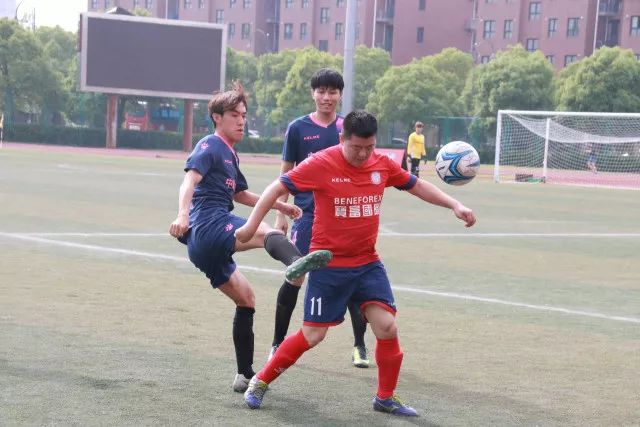 维拉主场大胜费内巴切 6-0狂揽三分